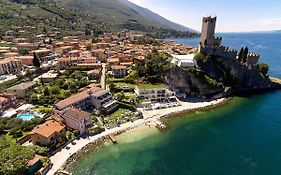 Hotel Castello Lake Front